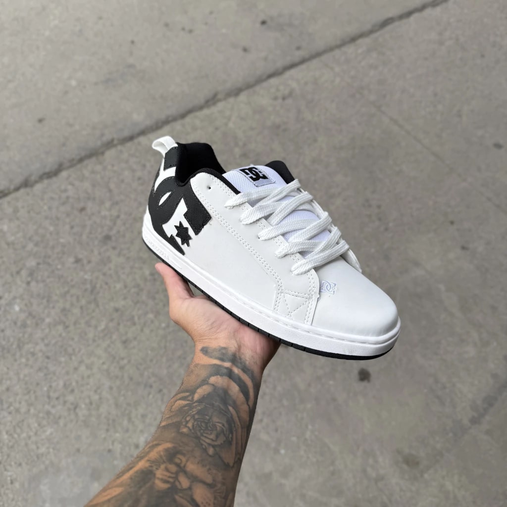 DC SHOES Court Graffik SS WhiteBlack - imagen 1