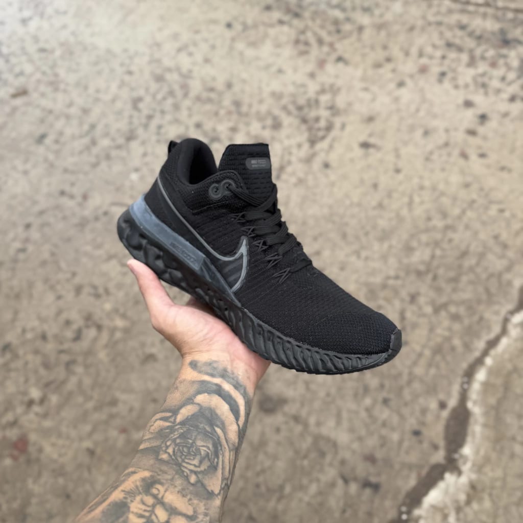 Nike React Infinity Total Black - imagen 1