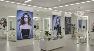 Dijital Tabelalar Güzellik Salonu sektöründe - Digital Signage Solution by DFN Player