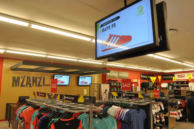 Dijital Tabelalar Perakende Mağaza sektöründe - Digital Signage Solution by DFN Player