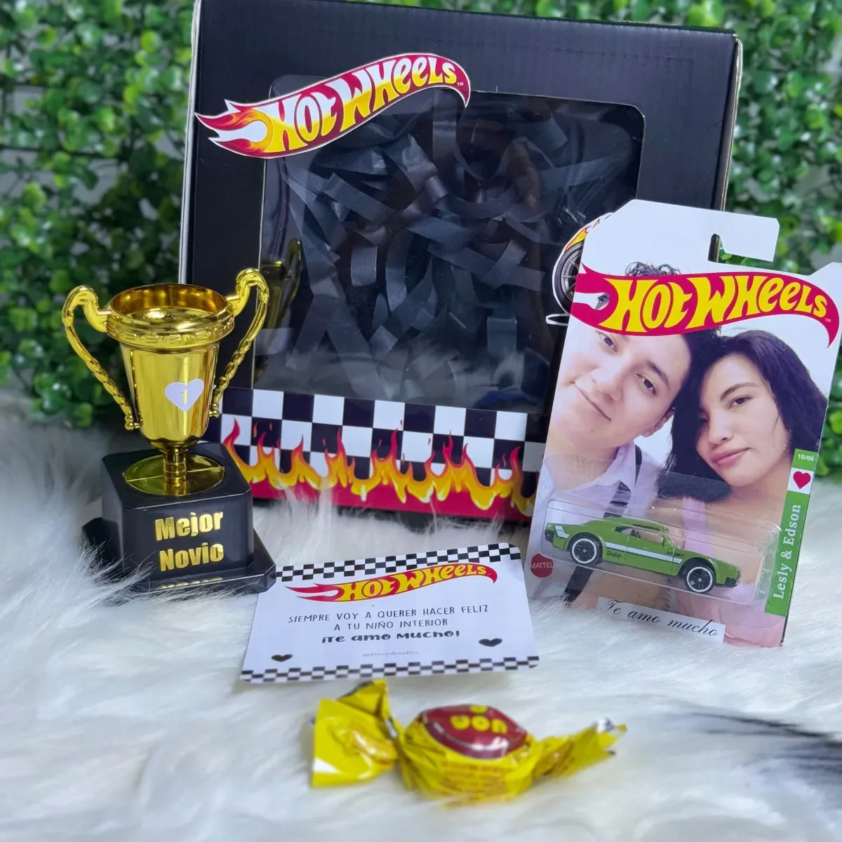 Hot Wheel Personalizado + Copa Mejor Novio