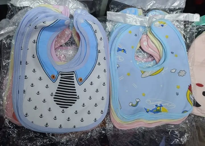 Baby Feeding Bib | Soft Waterproof Cotton Bib for Infants & Toddlers