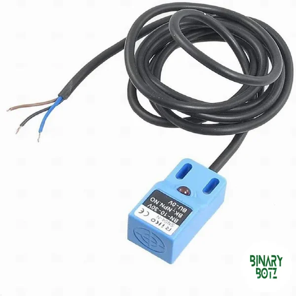 SN04-N PNP Inductive Proximity Sensor 5mm 10-30V IP67 for Arduino product image