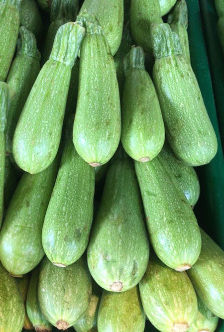 white courgette (arabic) 1kg
