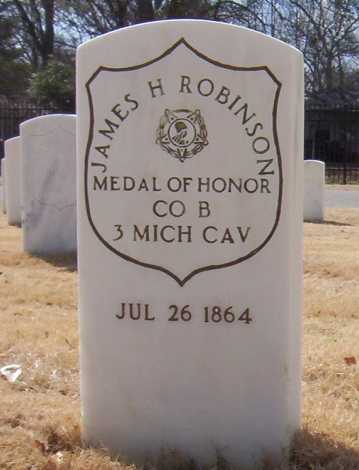 James H. Robinson gravestone, Medal of Honor, Company B, 3rd Michigan Cavalry, 26 July 1864 (cropped)