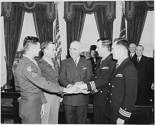 Daniel W. Lee