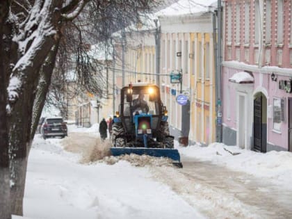 В Подольске продолжается уборка снега в усиленном режиме