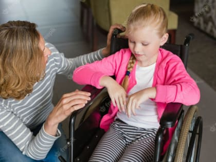 Более 1,7 тыс. семей Подмосковья получат ежемесячную выплату по уходу за ребёнком‑инвалидом в размере 18 тыс. рублей