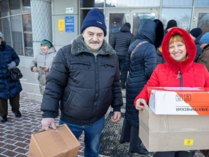 Помощь жителям Климовска не останавливается ни на минуту