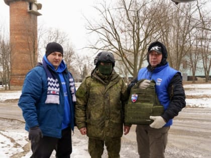 «Единая Россия» продолжает помогать фронту и жителям новых регионов