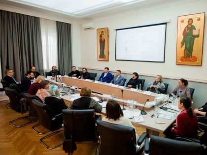 Представители МДА приняли участие в межвузовском круглом столе «Преподавание русского языка как иностранного в духовных школах Русской Православной Церкви»