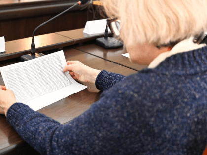 Долги злостный неплательщиков округа за услуги ЖКХ достигли миллиарда рублей