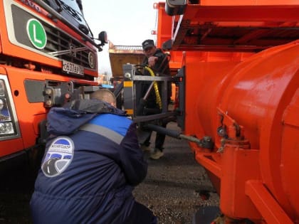 Дорожные службы Подмосковья завершают подготовку к переходу на летнее содержание