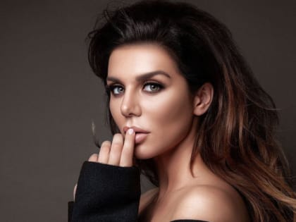 Анна Седокова устала бороться с заболеванием кожи