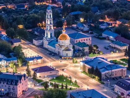 Сильная магнитная буря затопила Землю