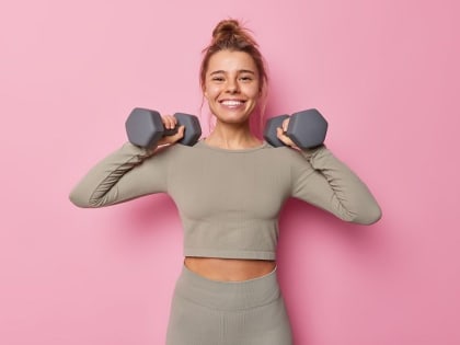 Эксперты назвали лучшие подарки для женщин, которые заботятся о своем здоровье