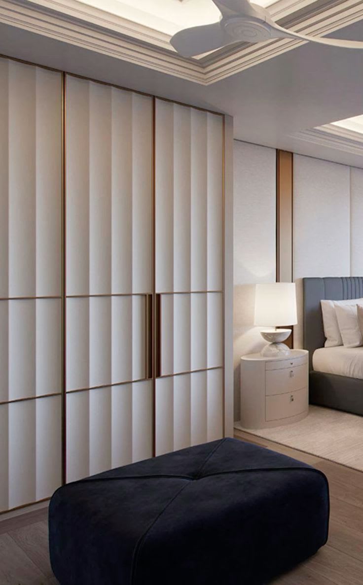 Compact wardrobe with open shelves and storage