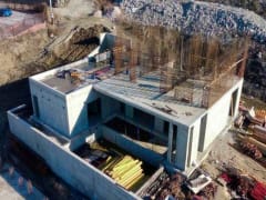 В Сочи готовят иск о сносе двухэтажного дома, возведенного с нарушениями