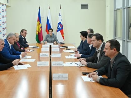 Председатель Городского Собрания Сочи Виктор Филонов принял участие в  очередном заседании Координационного совета, на котором рассмотрены обращения родственников участников СВО