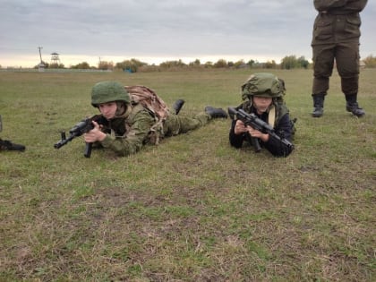 В Брюховецком районе активно развивается проект, реализуемый благодаря Фонду президентских грантов «Поддержка в развитии военно-спортивного казачьего клуба «Ратник».