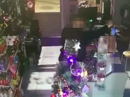 В Сочи турист за ночь дважды обчистил магазин на Мамайке