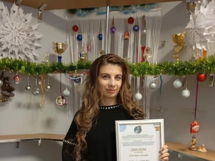 Преподаватель художественного отделения Детской школы искусств №2 Анаит Галстян стала победителем краевого конкурса в номинации  «Эмблема Краевого учебно-методического центра»!