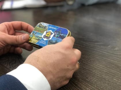 Проект «Юный предприниматель»: в Новороссийске можно будет купить леденцы-монпансье с символикой города