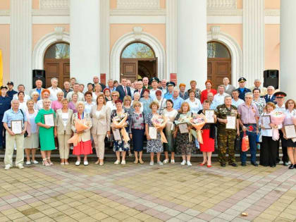 В Сочи ко Дню пожилого человека отметили выдающихся горожан «серебряного возраста»