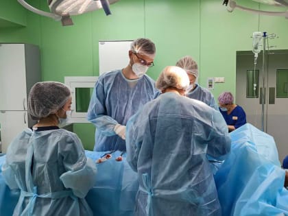 Краснодарские врачи удалили 4-сантиметровую опухоль в мочевом пузыре пациента без разрезов