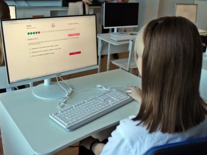 Динская молодежь приняла участие в Большом этнографическом диктанте