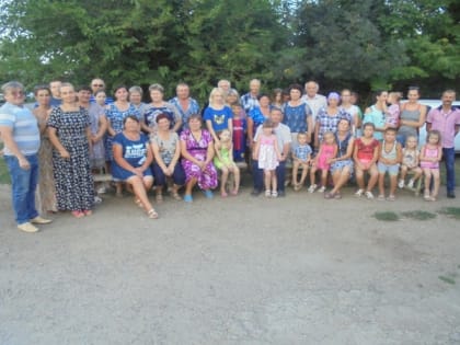 В Брюховецком районе прошла всероссийская акция «Международный день соседей»