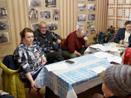 Владимир Елединов провёл первый в этом году приём граждан в микрорайоне Малый Ахун