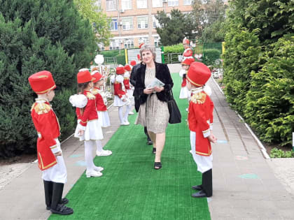 Как «Светлячок» встречал гостей