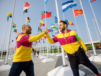 Россия вновь открывает двери для молодёжи всего мира!