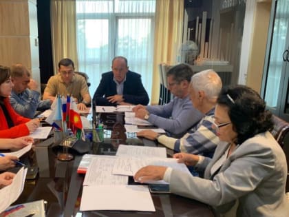 Депутат Эдуард Обухович провел координационное совещание по вопросу реализации мероприятий паспортов ТОС «Мамайка» и ТОС «Гагаринский»