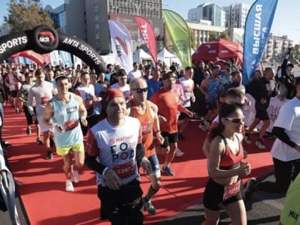 Легкоатлетический забег по центру Краснодара состоялся в 19-й раз