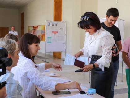 На выборы - всей семьей