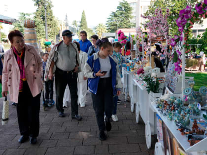 В Сочи открылась ярмарка народных промыслов