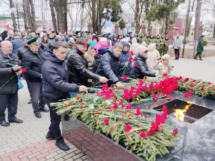 Почтили память героев-освободителей кореновской земли