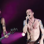 velvet revolver contraband