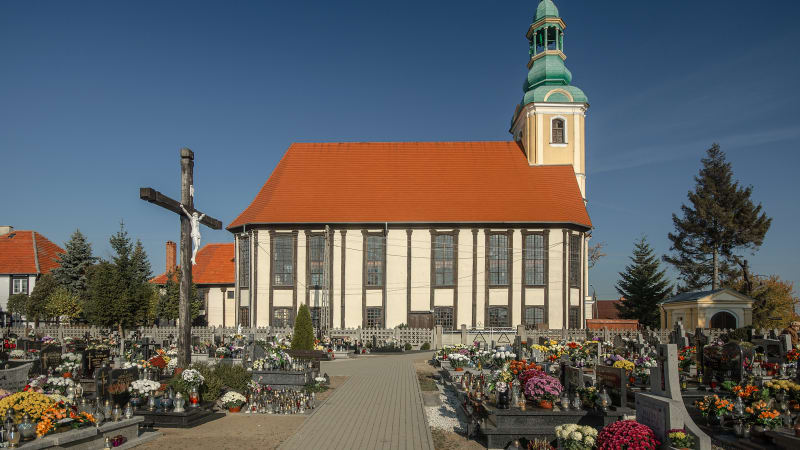 Kościół Narodzenia NMP w Wierzchowicach