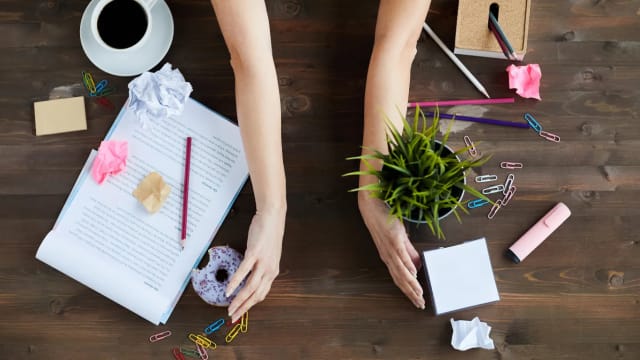 Tidy up a small visual space