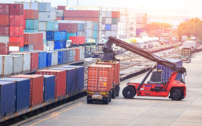 Custom WareHousing Services