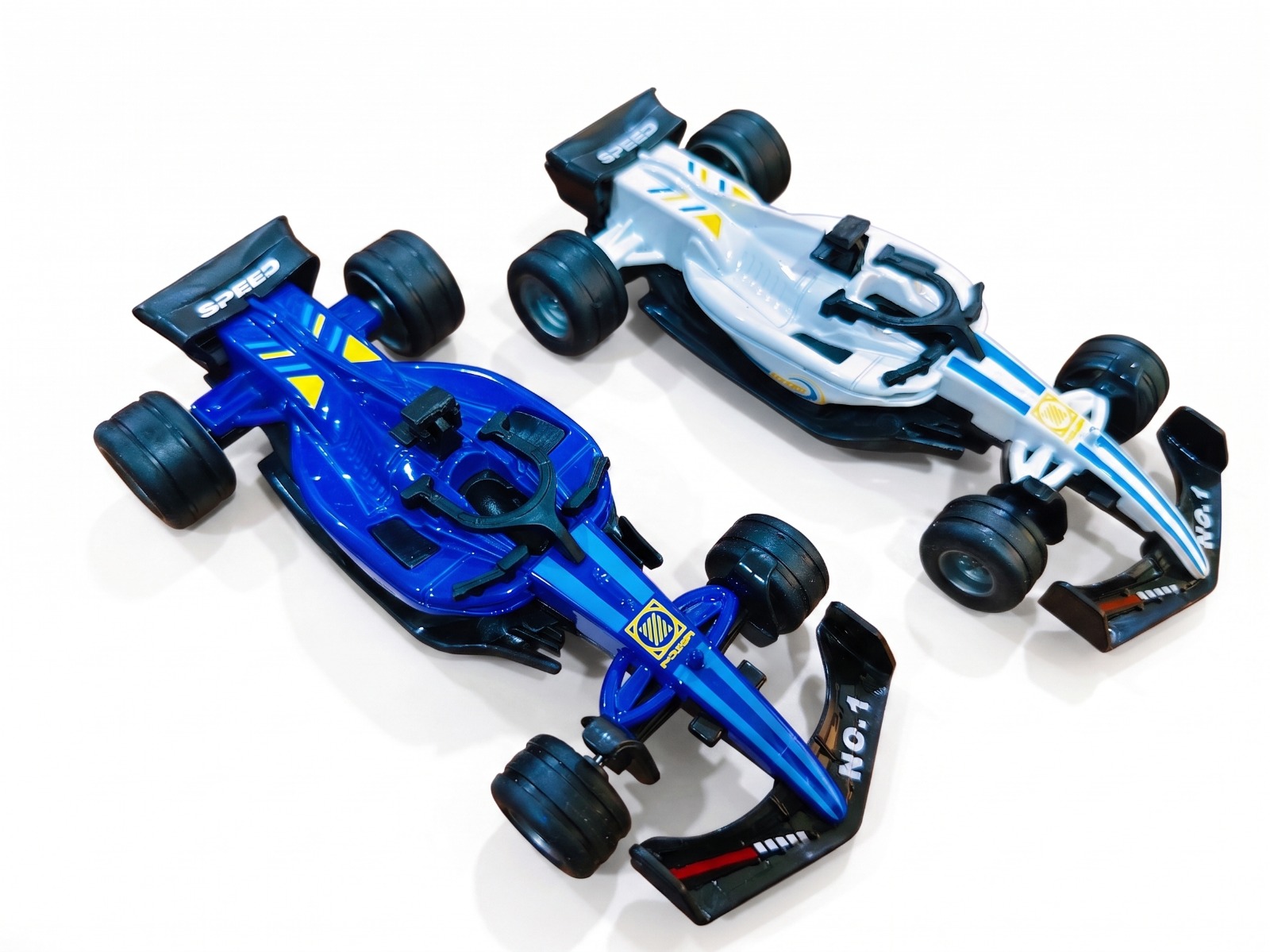 Dia Cast Formula White & Blue Car - Image 2