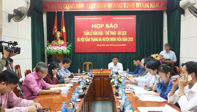 Họp báo giới thiệu về Tuần lễ văn hóa, thể thao, du lịch và Hội rằm tháng 3 Minh Hoá năm 2019