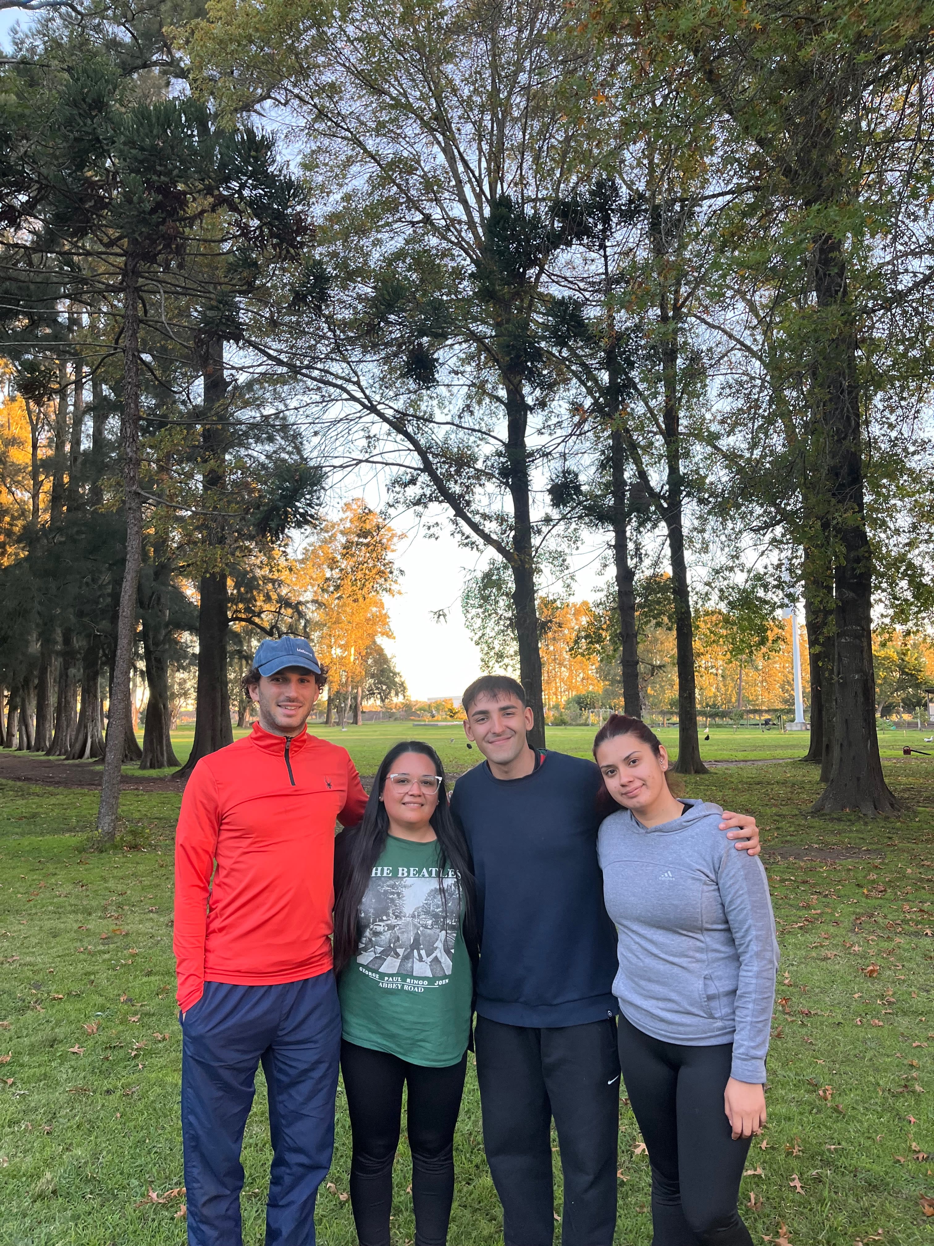 Equipo de Jugando Con Amigos