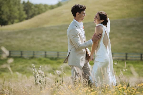 Kelsie & Oliver wedding at Baylys Farm