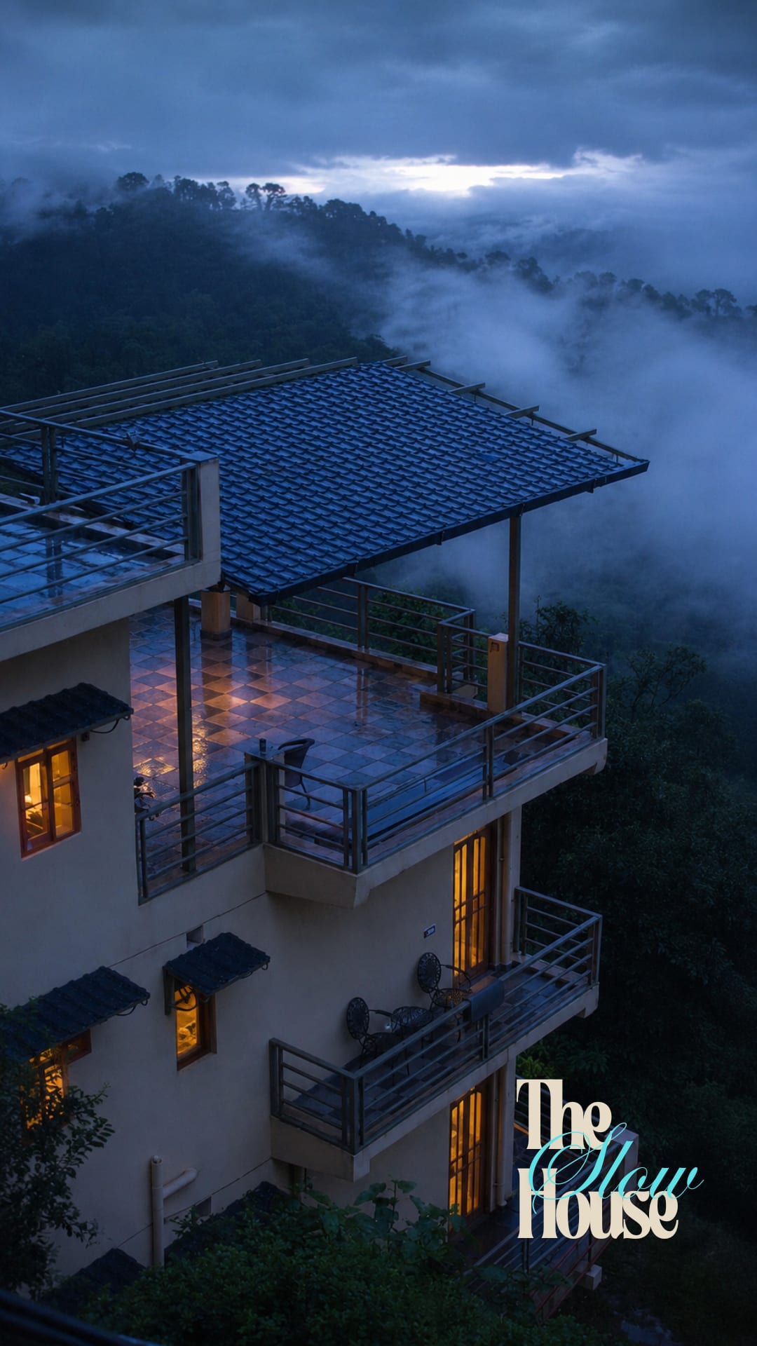 Mountain villa surrounded by forest in Pangot