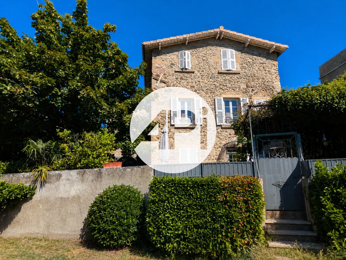 Maison 8 pièces 280 m² à vendre – à Condrieu (69420)