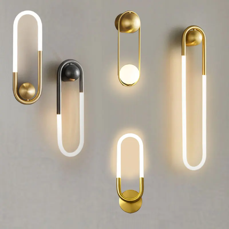 Applique Minimalista Nera in Alluminio — Luce Indiretta — illuminazione LED di design